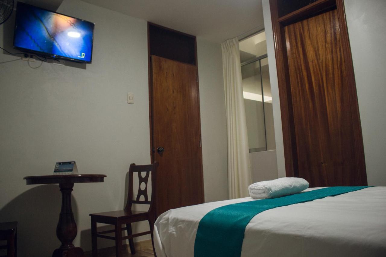 Hotel Real Чимботе Экстерьер фото