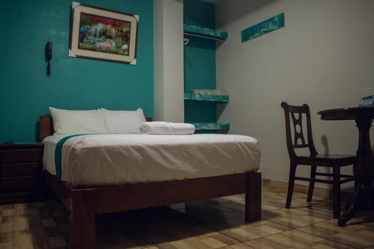 Hotel Real Чимботе Экстерьер фото